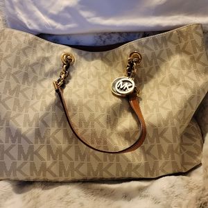 Michael Kors Tote